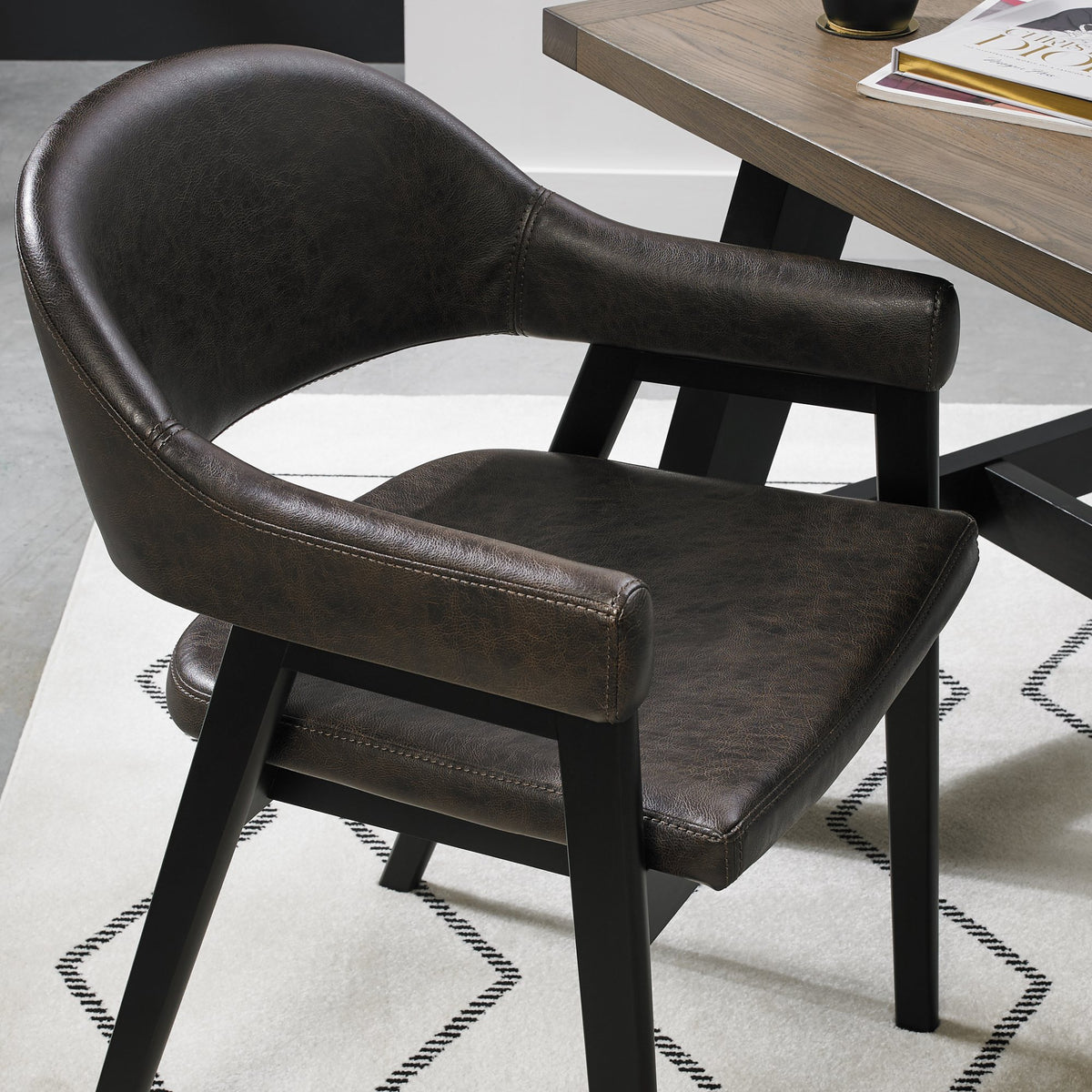 4042_22428.jpg