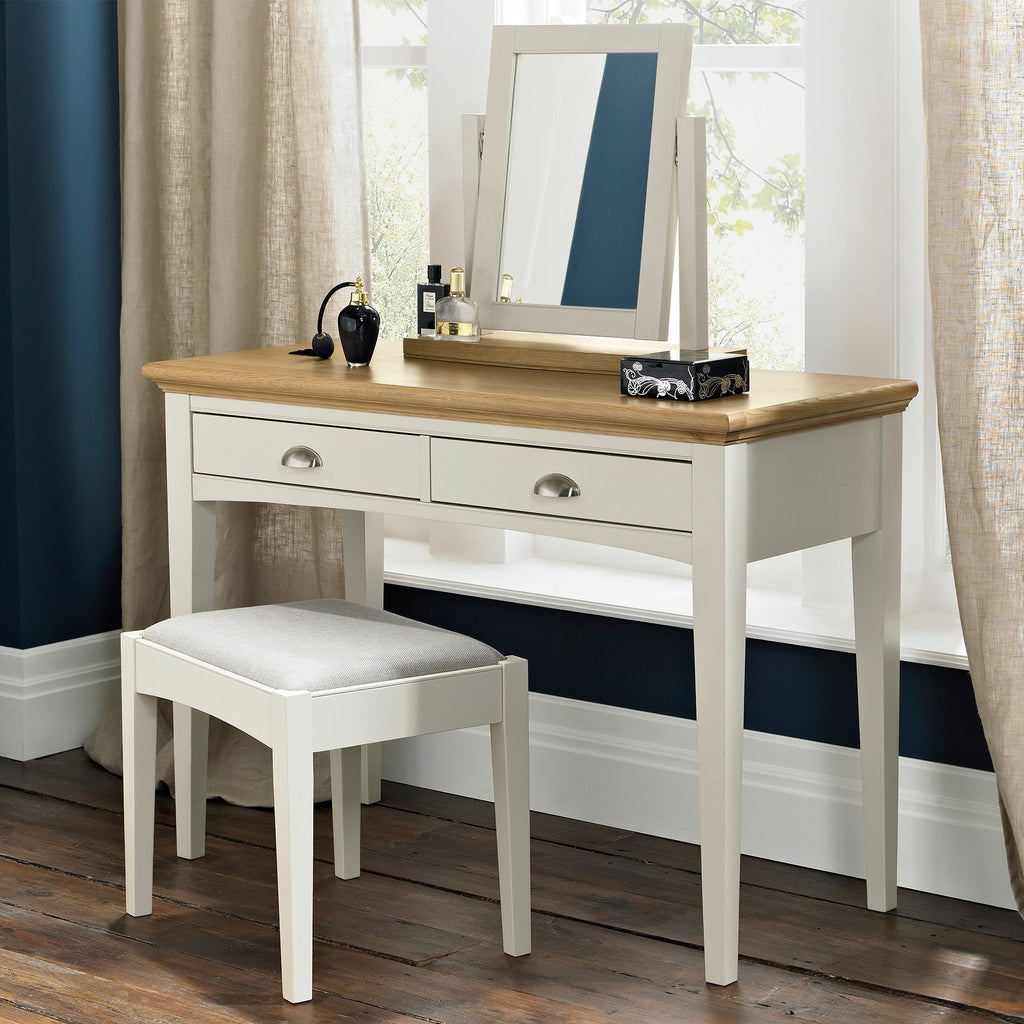 8005-91 Stool_3.jpg