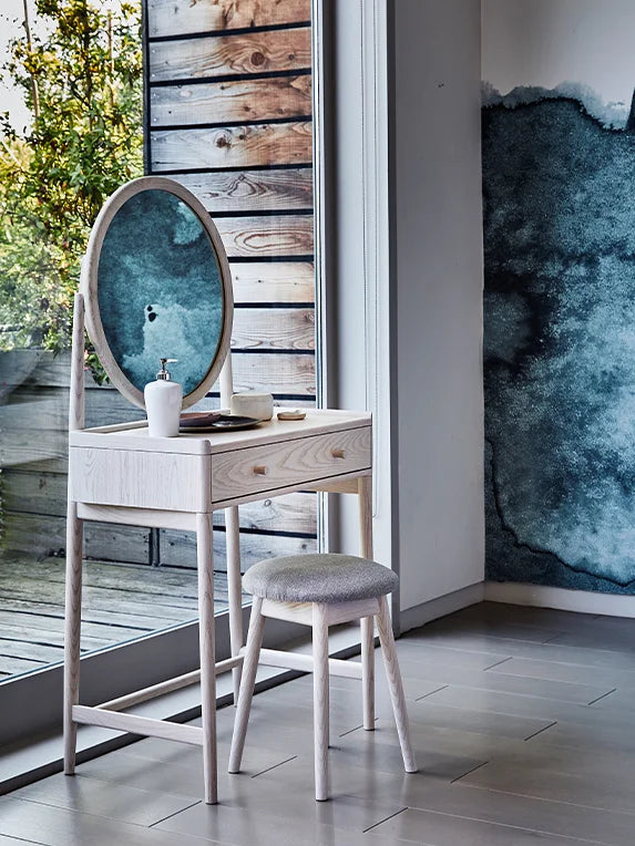 3889 Dressing Table Stool